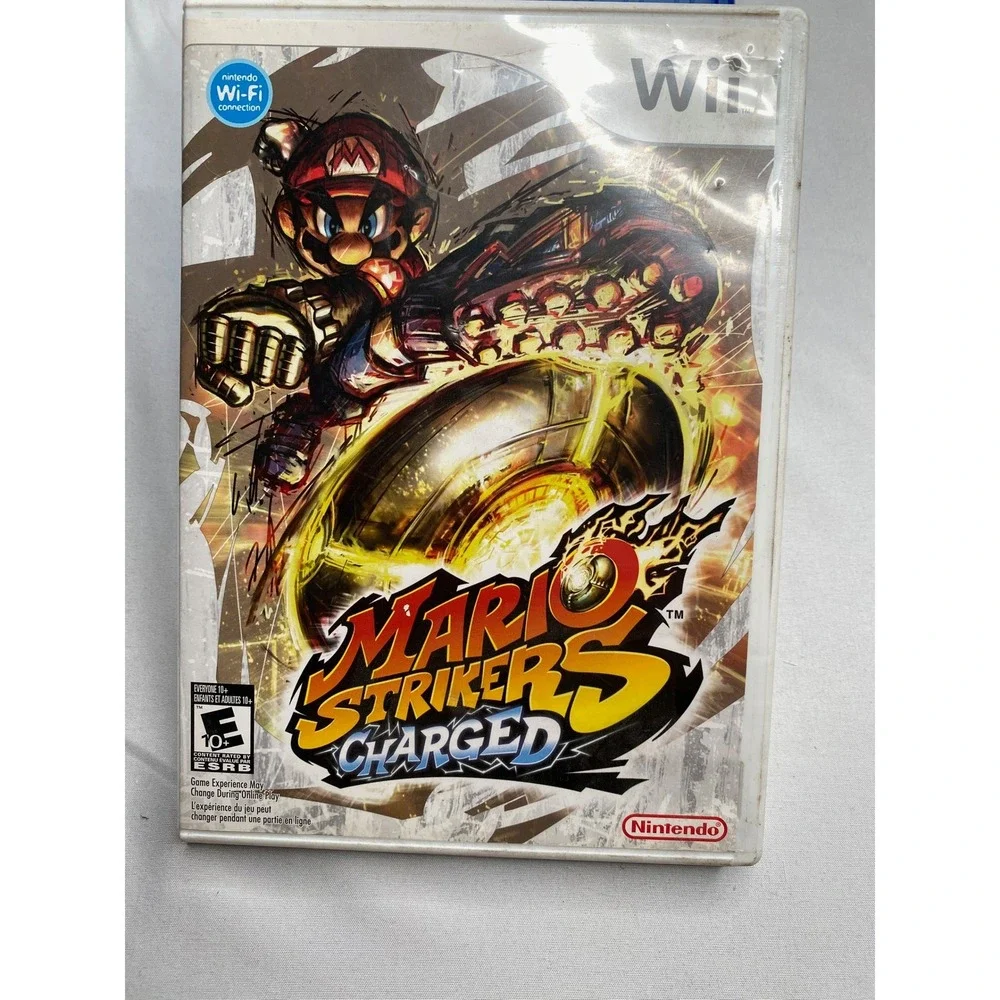 Mario Strikers Charged Nintendo Wii Game CIB with Manual